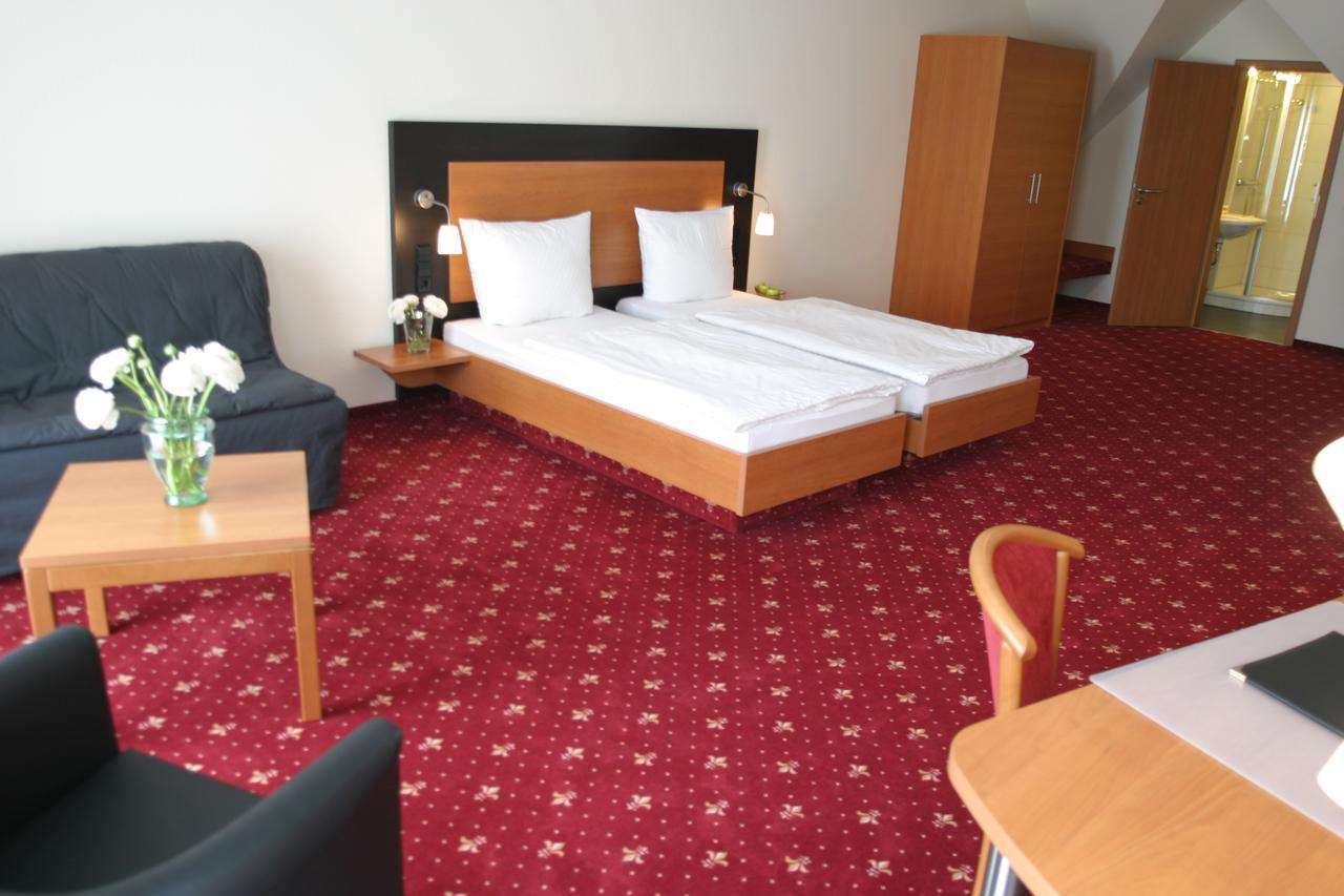 Hotel Zum Roessel Kandel Zewnętrze zdjęcie