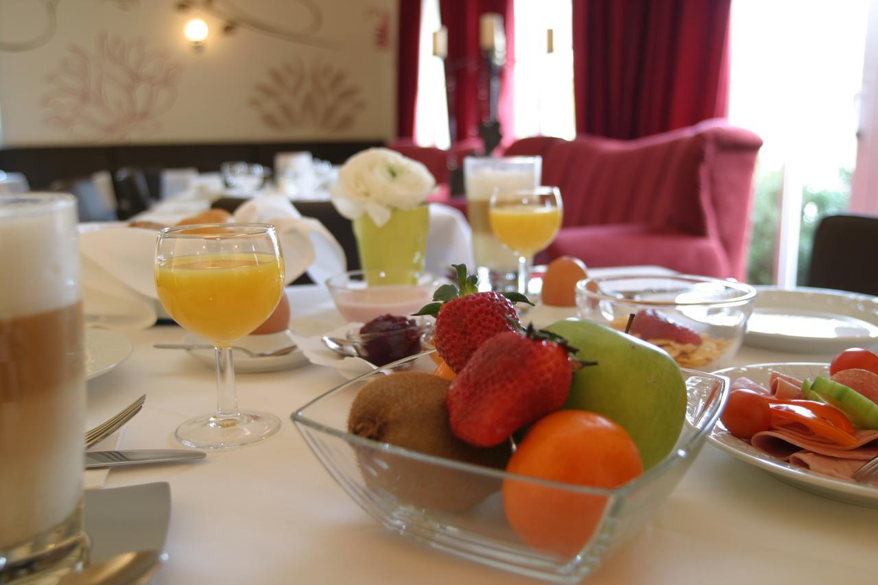 Hotel Zum Roessel Kandel Zewnętrze zdjęcie